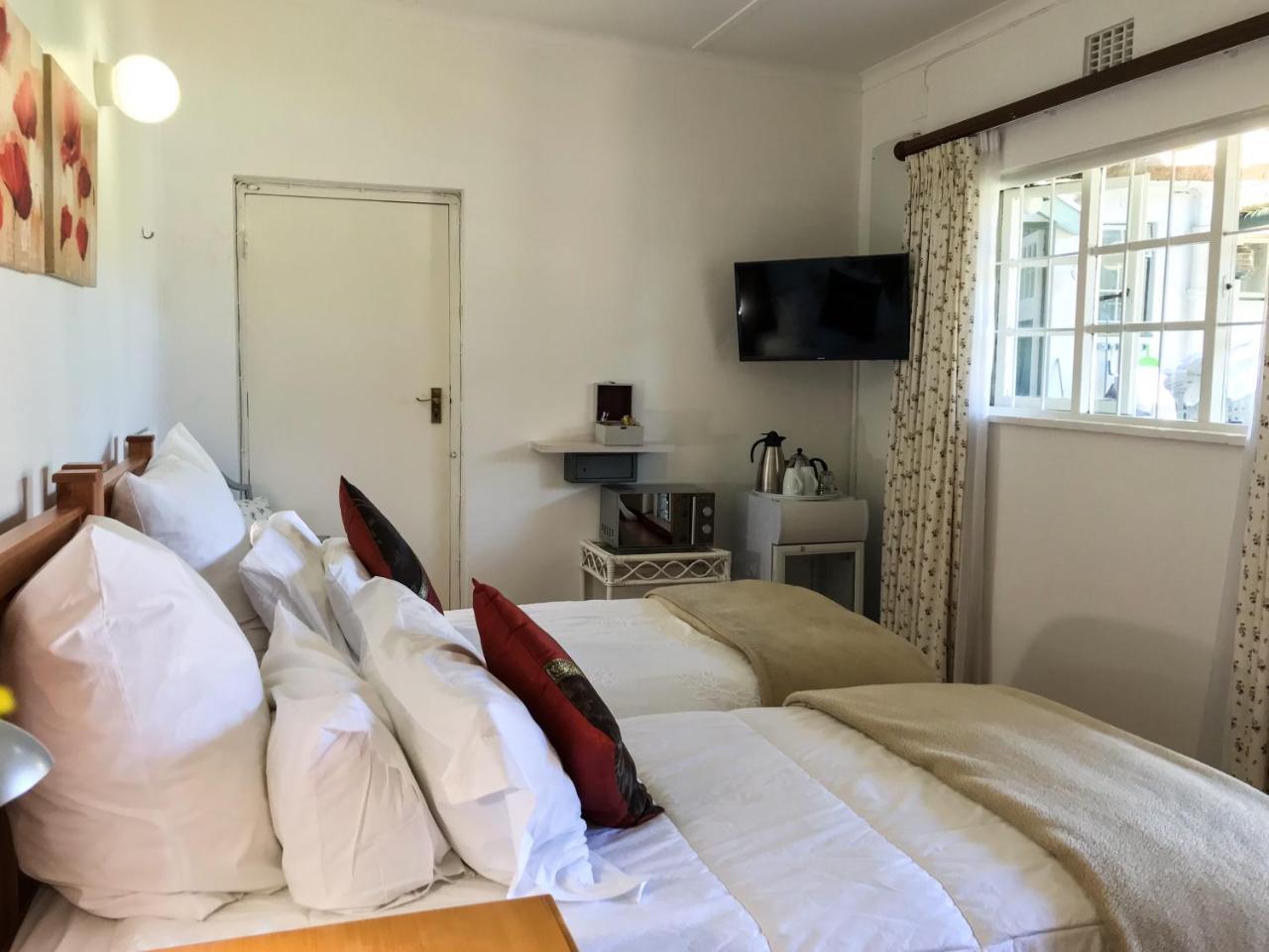 Howards End Manor B&B Cape Town Exterior photo