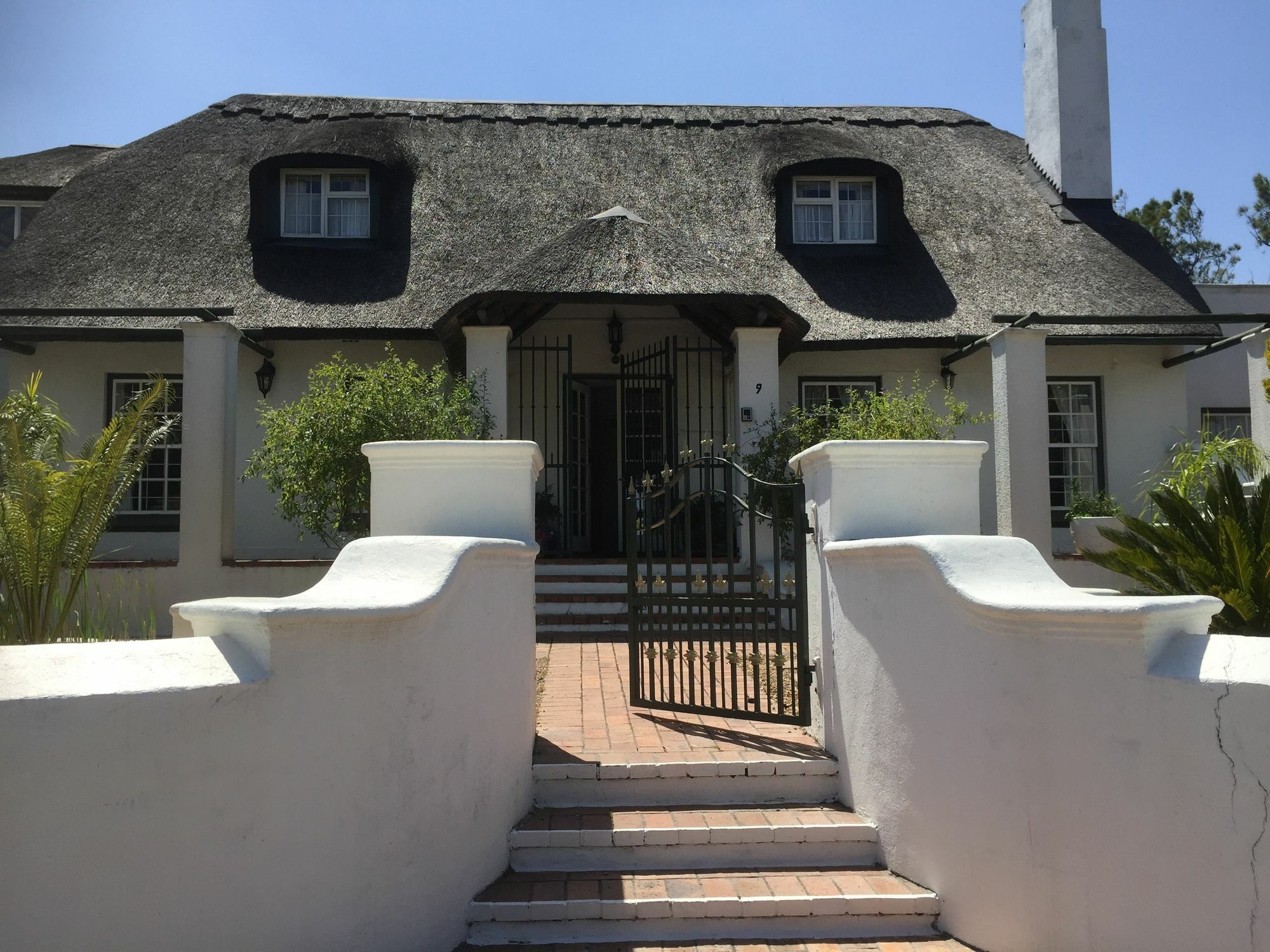Howards End Manor B&B Cape Town Exterior photo