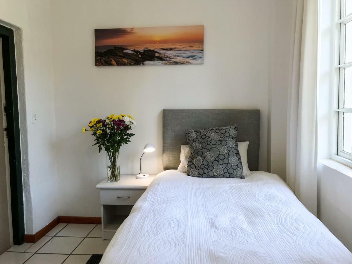 Howards End Manor B&B Cape Town Exterior photo